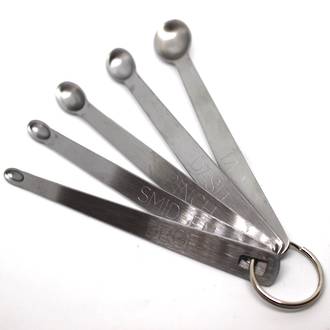 Mini measuring spoons
